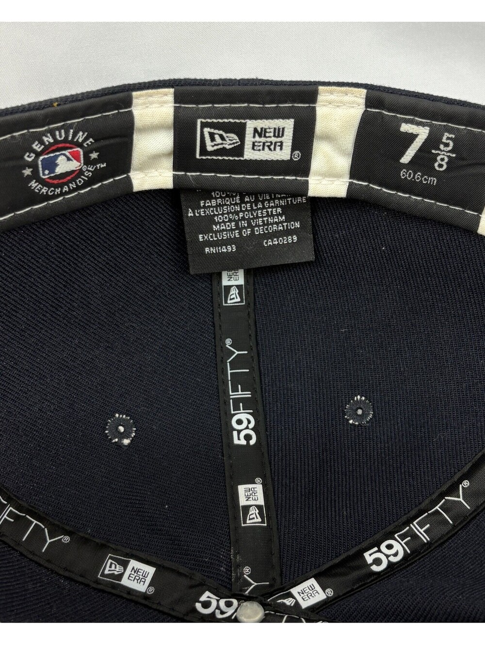 New Era 59FIFTY Atlanta Braves 1995 World Series Patch Size 7 ⅝ Fitted Hat - Picture 12 of 13